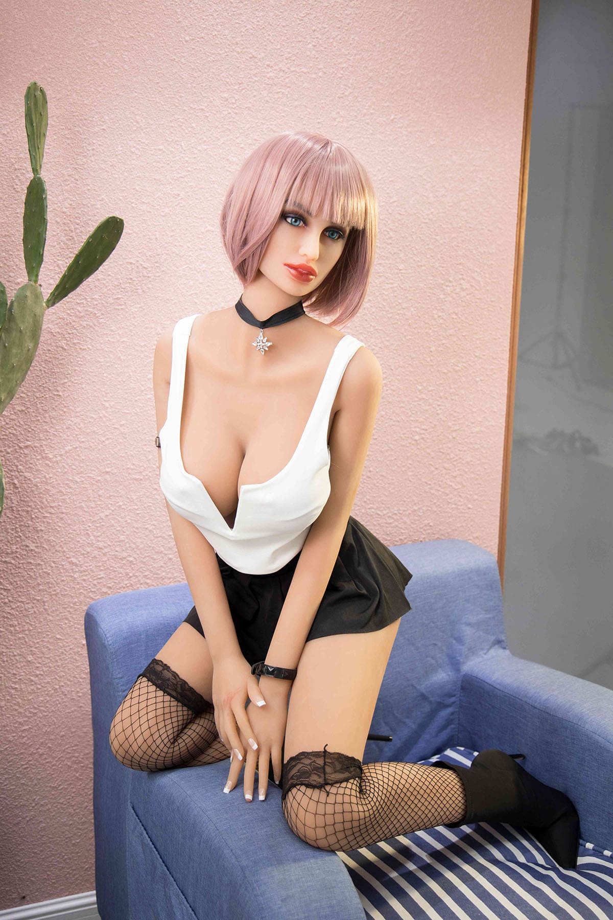 European beauty sex doll