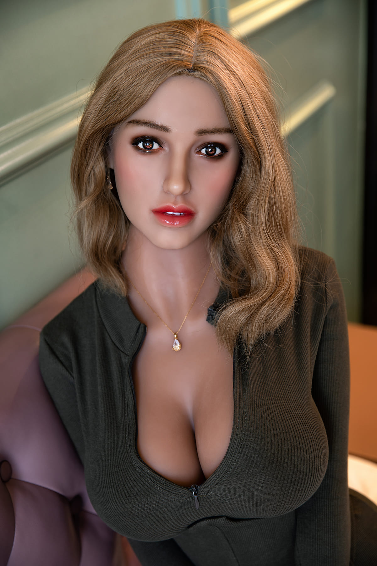 Silicone head sex doll with big boobies and nice cleavage