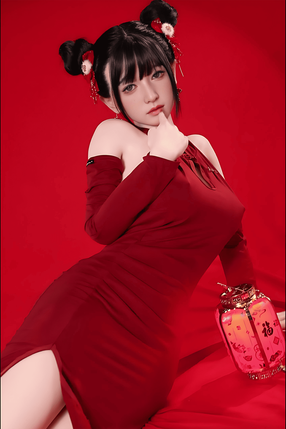 Chinese beauty sex doll holding a lantern