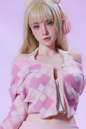 Korean blonde dancer sex doll